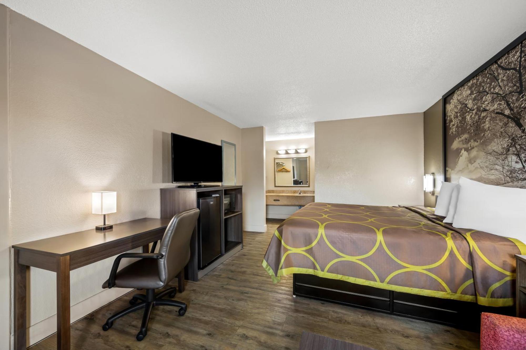 Super 8 By Wyndham Garysburg/Roanoke Rapids Hotel Exterior photo